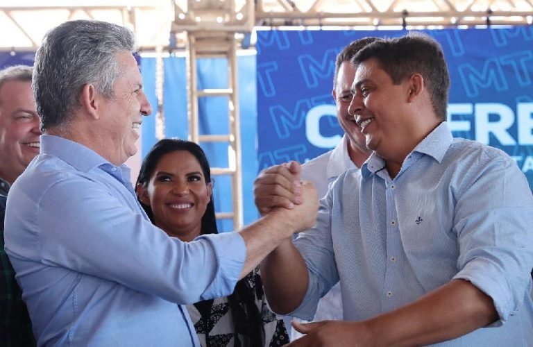 Prefeito: “Nós sentimos segurança nesse governo; dinheiro dos convênios já está na conta” Prefeito: “Nós sentimos segurança nesse governo; dinheiro dos convênios já está na conta”