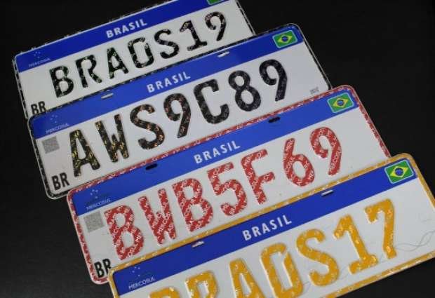 Saiba quais os casos obrigatórios para o modelo de placa padrão Mercosul Saiba quais os casos obrigatórios para o modelo de placa padrão Mercosul