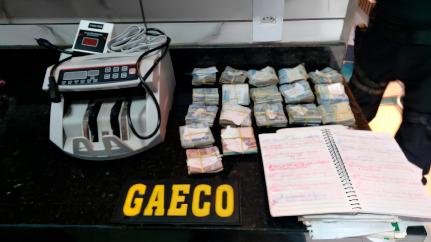 BUSCA E APREENSÃO Gaeco faz operação contra 15 pessoas ligadas ao ‘número 2’ do Comando Vermelho