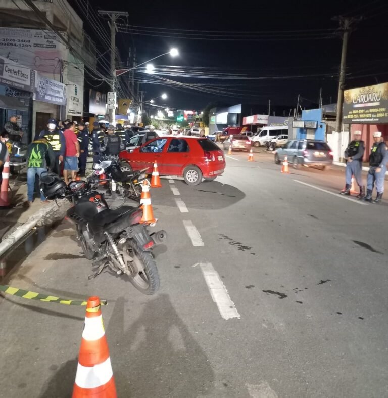 Fiscalização da Lei Seca prende 12 motoristas por embriaguez e um por dirigir com CNH suspensa Fiscalização da Lei Seca prende 12 motoristas por embriaguez e um por dirigir com CNH suspensa