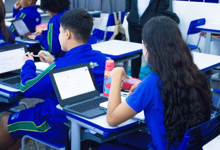 Seduc institui programa de busca ativa para combater evasão escolar na Rede Estadual de MT Seduc institui programa de busca ativa para combater evasão escolar na Rede Estadual de MT