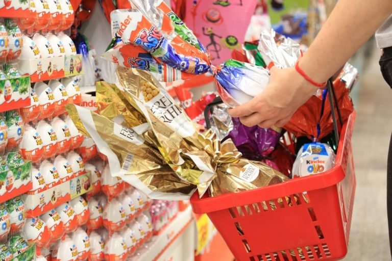 Compras de chocolates e pescados podem concorrer aos prêmios do Nota MT Compras de chocolates e pescados podem concorrer aos prêmios do Nota MT