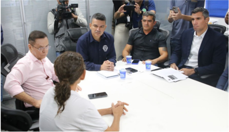 Botelho participa de reunião que busca ações de segurança para os motoristas por aplicativo Botelho participa de reunião que busca ações de segurança para os motoristas por aplicativo