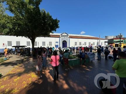 DIA DE GRANDE LOTAÇÃO Incêndio assusta pessoas e suspende atendimento no Ganha Tempo
