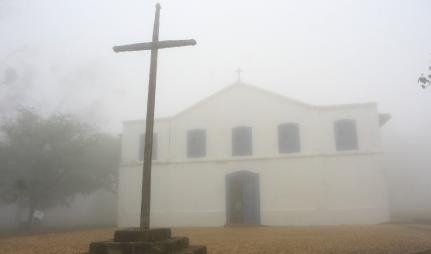 COM CHUVA Tempo vira e Estado deve registrar 12°C no fim de semama