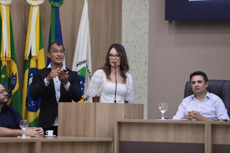 SER FAMÍLIA HABITAÇÃO – Sinop recebe investimento recorde em habitação liderado pela primeira-dama do Estado SER FAMÍLIA HABITAÇÃO – Sinop recebe investimento recorde em habitação liderado pela primeira-dama do Estado