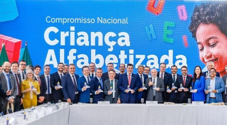 MT tem 3º melhor avanço entre Estados que mais alfabetizaram crianças na idade certa e chega ao 11º lugar MT tem 3º melhor avanço entre Estados que mais alfabetizaram crianças na idade certa e chega ao 11º lugar