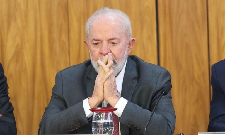 CONFLITO DE AGENDA Lula desiste de visita e Plano Safra será lançado em Brasília CONFLITO DE AGENDA Lula desiste de visita e Plano Safra será lançado em Brasília