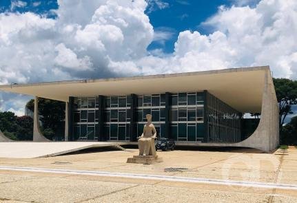ESTADO CONTESTOU STF livra servidora de contribuição previdenciária sobre salário de cargo comissionado ESTADO CONTESTOU STF livra servidora de contribuição previdenciária sobre salário de cargo comissionado