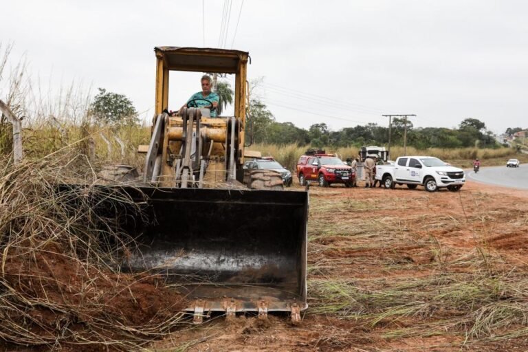 PREVENÇÃO AOS INCÊNDIOS Sema publica regras para construção de aceiros de até 50 metros no Pantanal mato-grossense PREVENÇÃO AOS INCÊNDIOS Sema publica regras para construção de aceiros de até 50 metros no Pantanal mato-grossense