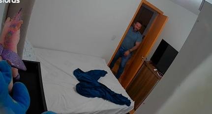 Homem é preso por divulgar vídeo que delegado aparece fazendo sexo