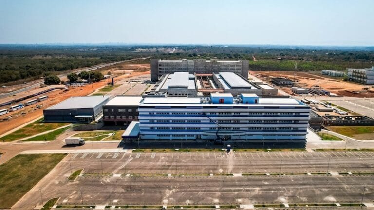 Mauro diz que hospital Julio Muller em Cuiabá está com 70% das obras executadas e será referência Mauro diz que hospital Julio Muller em Cuiabá está com 70% das obras executadas e será referência