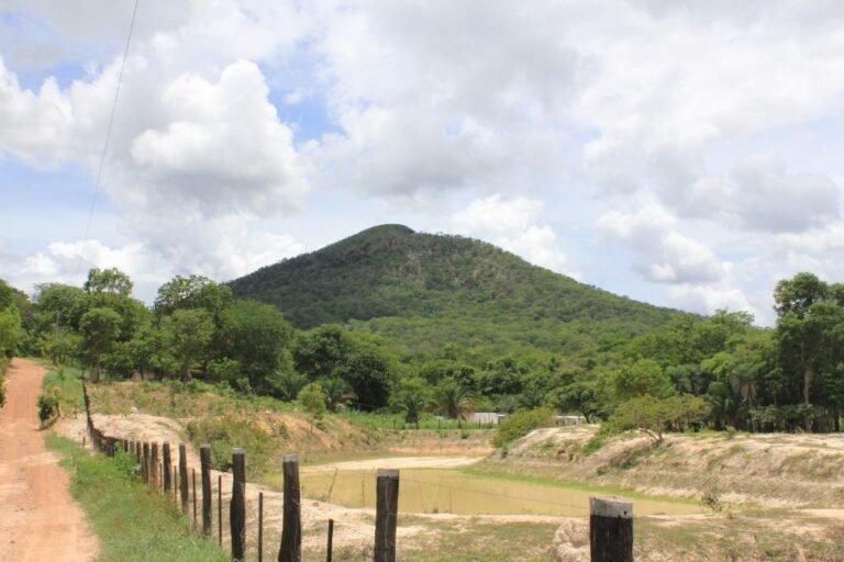 Sema comunica que Morro de Santo Antônio está temporariamente fechado para visitação Sema comunica que Morro de Santo Antônio está temporariamente fechado para visitação