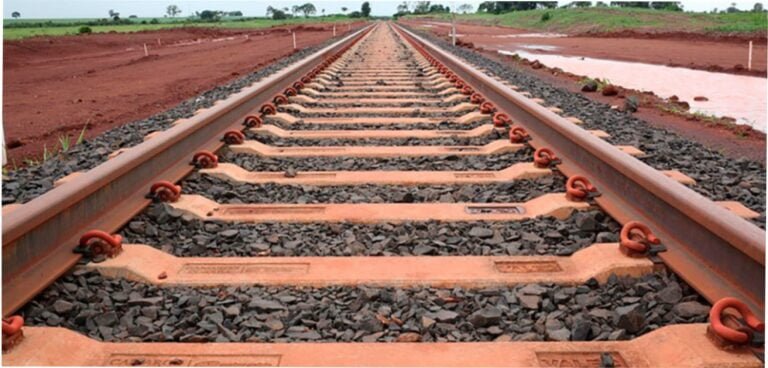 Mudança no traçado deve deixar trilhos da ferrovia Sinop-Miritituba mais próximo da 163
